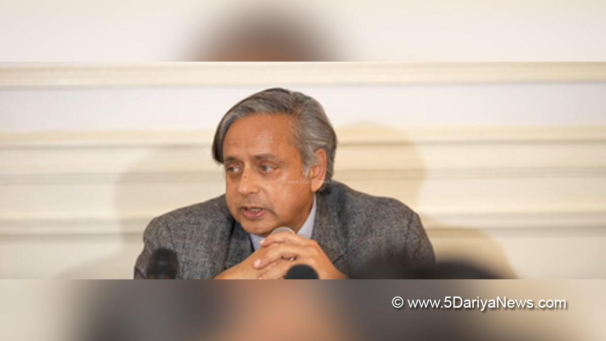 Shashi Tharoor, Indian National Congress, Congress, All India Congress Committee