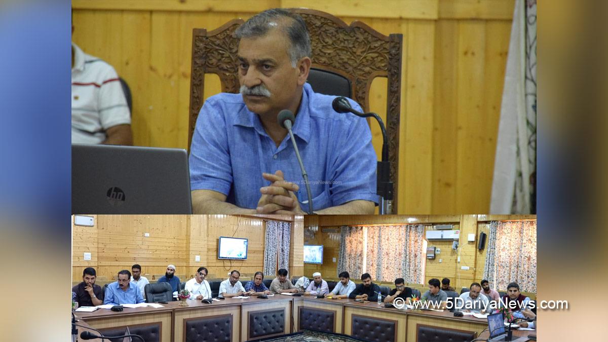 Manzoor Ahmad Qadri, Bandipora, Deputy Commissioner Bandipora, Kashmir, Jammu And Kashmir, Jammu, District Administration Bandipora, Dharti Aaba Janjatiya Gram Utkarsh Abhiyan, DAJGUA