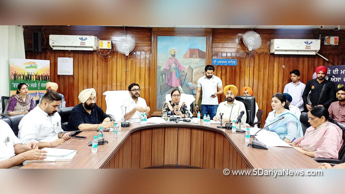 Dr Baljit Kaur, AAP, Aam Aadmi Party, Aam Aadmi Party Punjab, AAP Punjab, Government of Punjab, Punjab Government, Abhijit Kaplish, DC Sri Mukatsar Sahib, Sri Mukatsar Sahib, Deputy Commissioner Sri Mukatsar Sahib