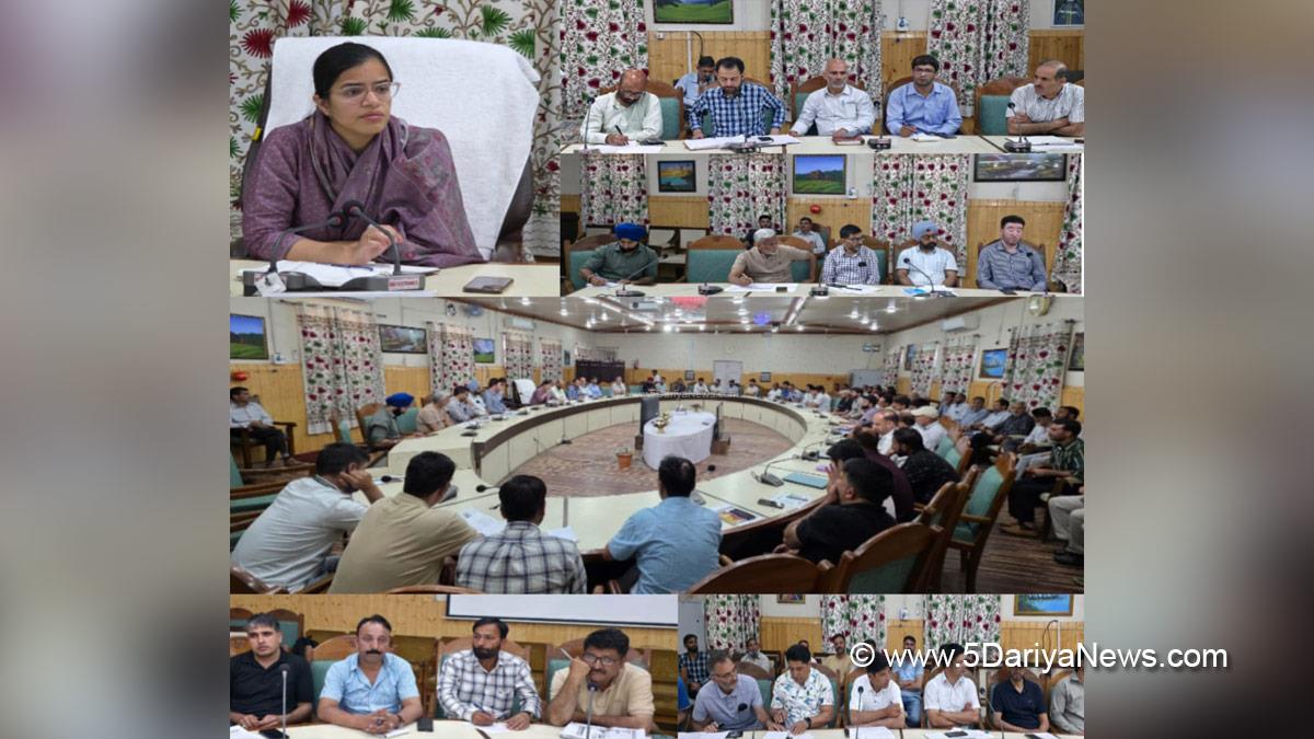 Ayushi Sudan, Kupwara, Deputy Commissioner Kupwara, Kashmir, Jammu And Kashmir, Jammu, District Administration Kupwara, PM Surya Ghar Muft Bijli Yojana