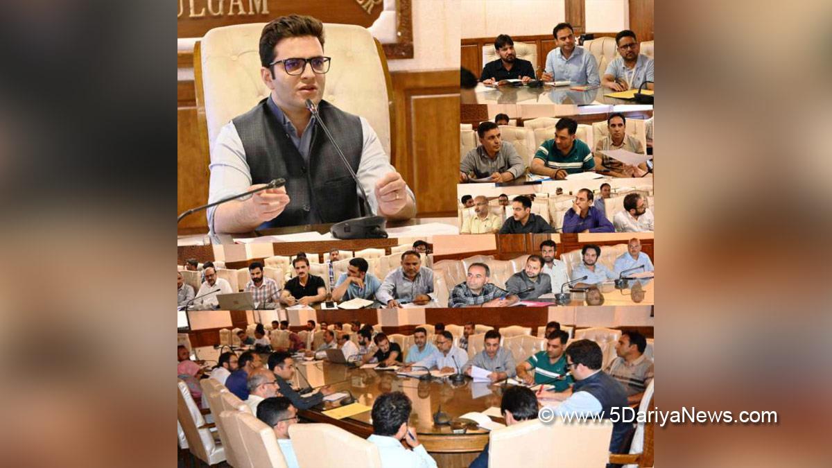 Athar Aamir Khan, Kulgam, Deputy Commissioner Kulgam,  Kashmir, Jammu And Kashmir, Jammu Kashmir, District Administration Kulgam