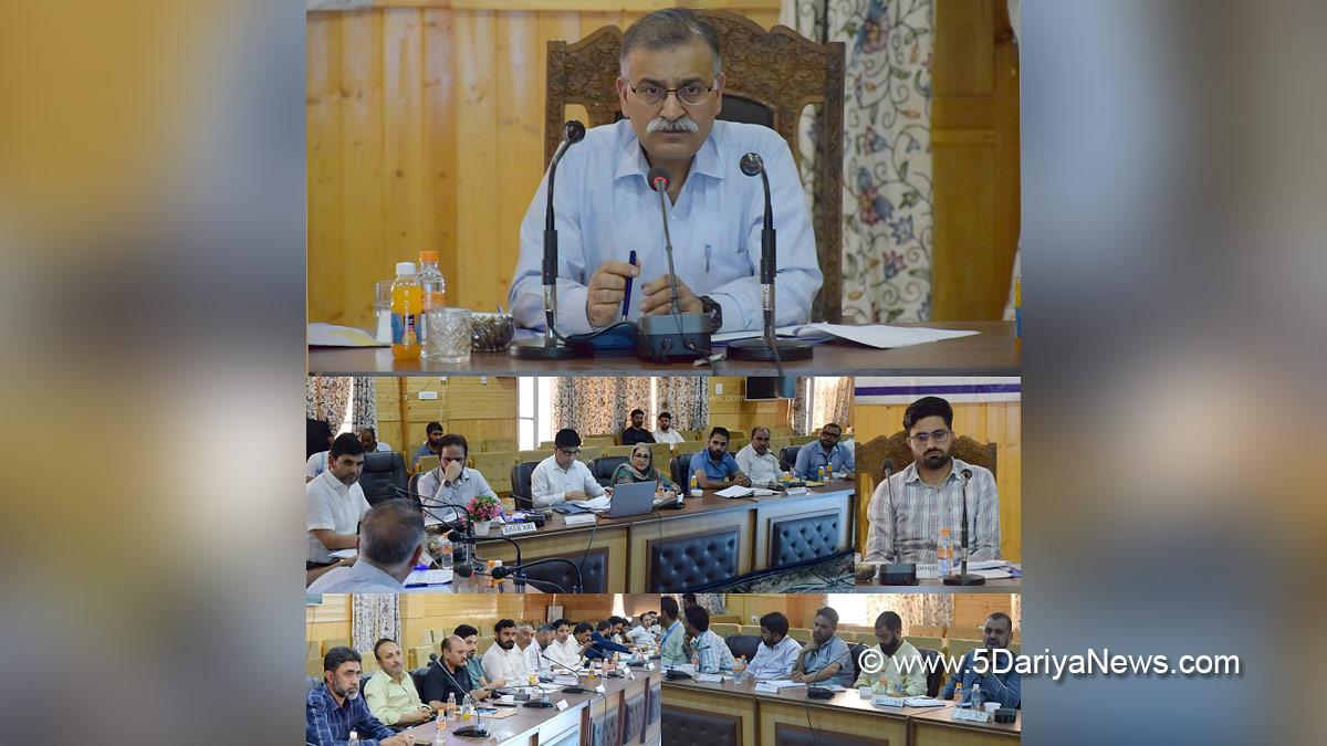 Manzoor Ahmad Qadri, Bandipora, Deputy Commissioner Bandipora, Kashmir, Jammu And Kashmir, Jammu, District Administration Bandipora, District Consultative Committee, DCC, District Level Review Committee, DLRC