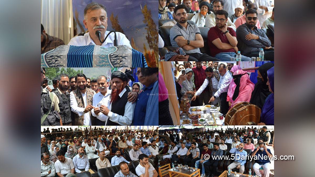Manzoor Ahmad Qadri, Bandipora, Deputy Commissioner Bandipora, Kashmir, Jammu And Kashmir, Jammu, District Administration Bandipora, Dharti Aaba Janjatiya Gram Utkarsh Abhiyan, DAJGUA