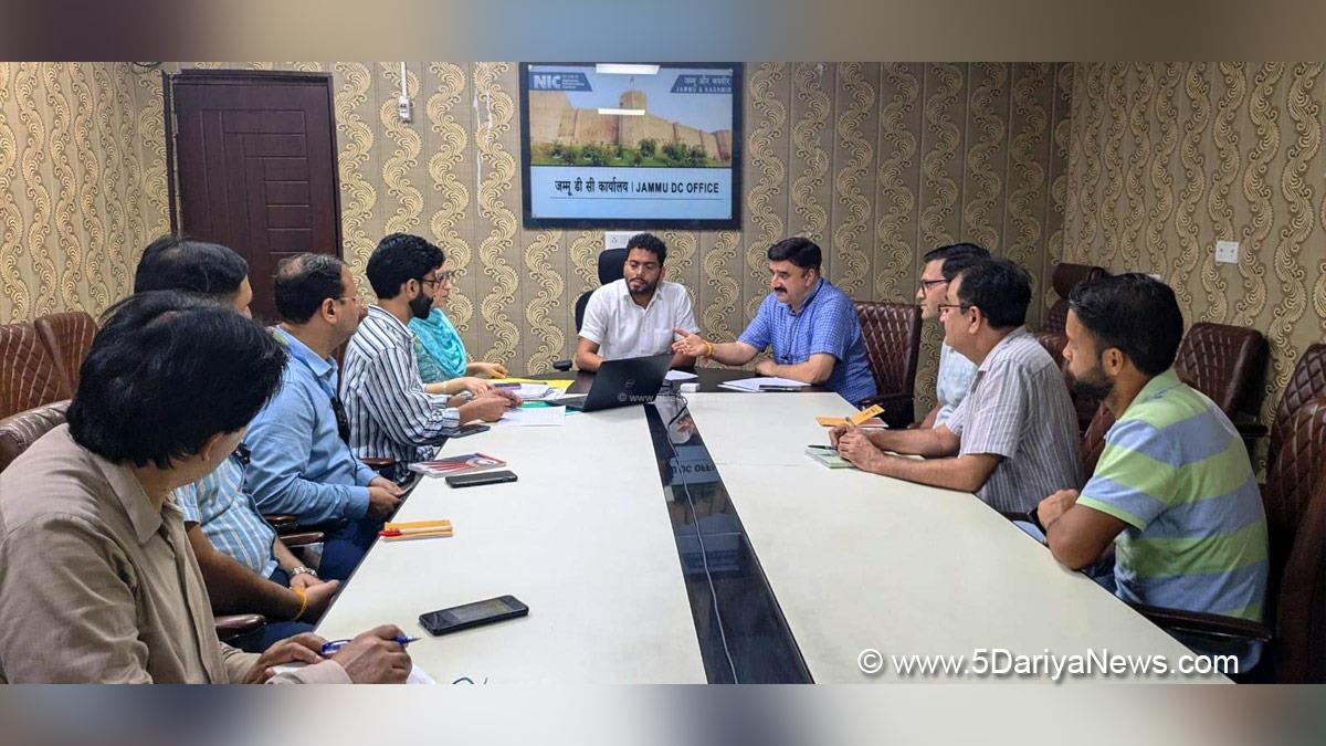 Sachin Kumar Vaishya, Jammu, Sachin Kumar Vaishay, Deputy Commissioner Jammu, Kashmir, Jammu And Kashmir, District Administration Jammu, District Level Implementation Committee, DLIC