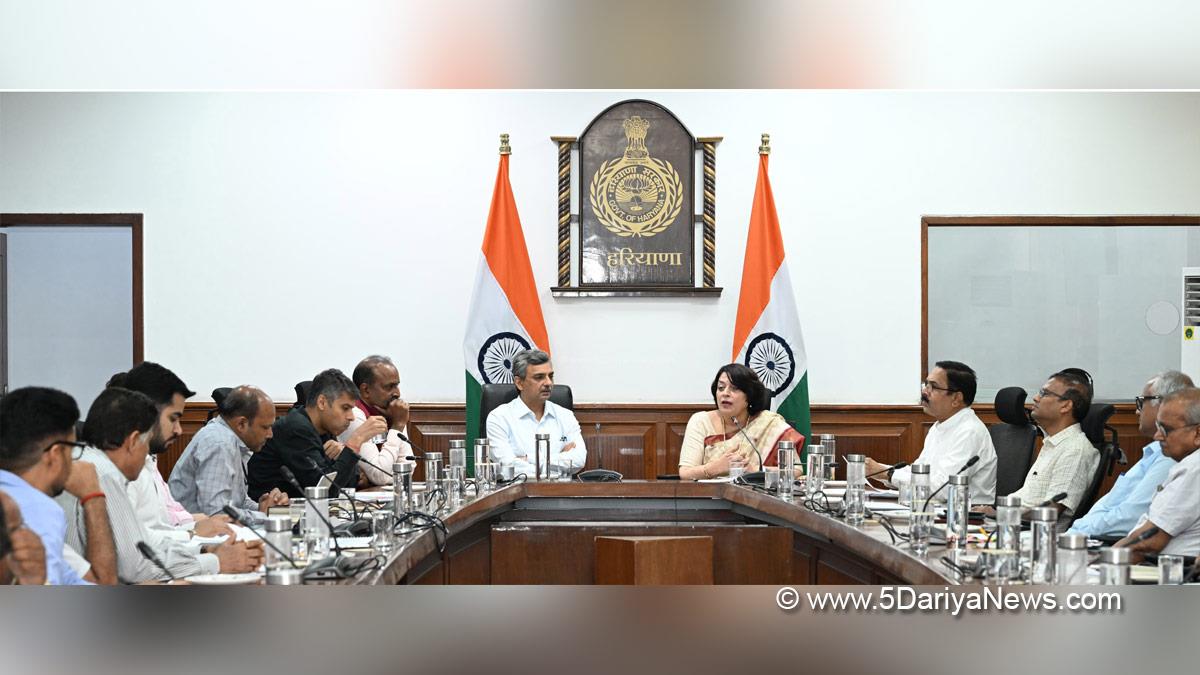 Dr Sumita Misra, Haryana Admin, Haryana, Manoj Joshi 