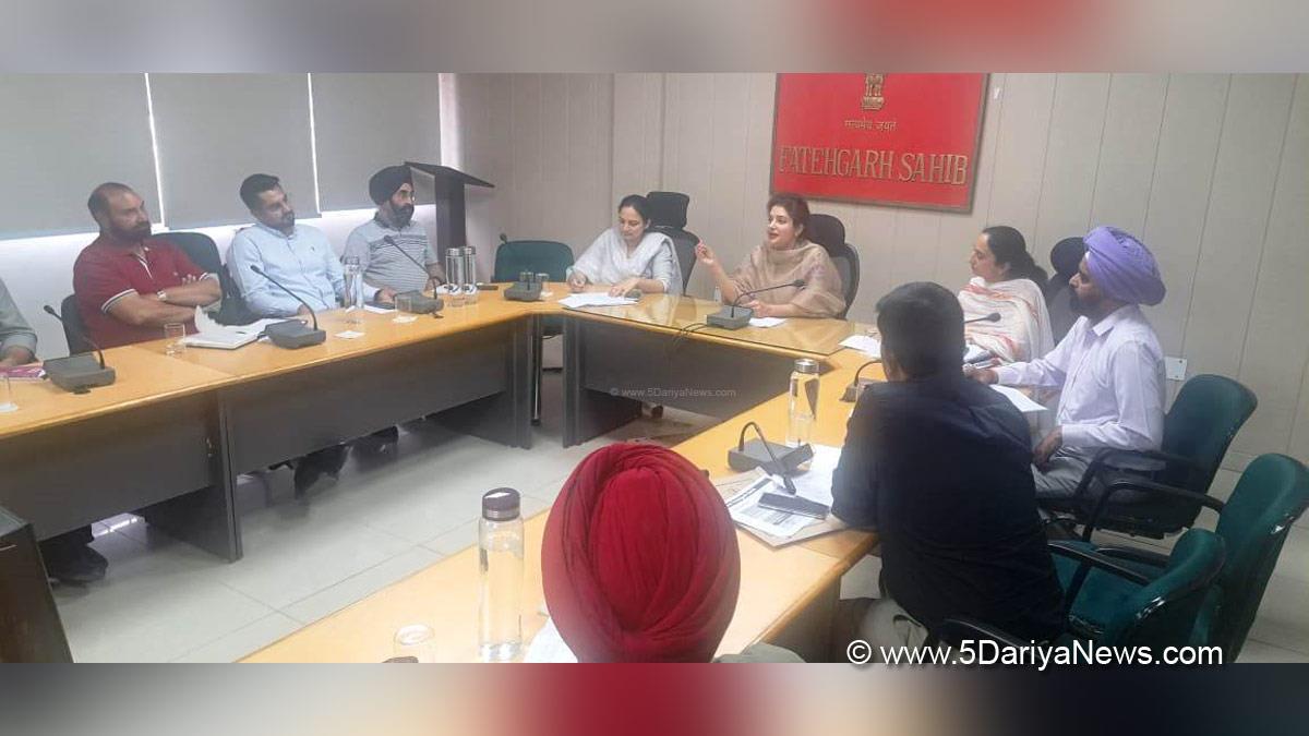 Dr Sona Thind, DC Fatehgarh Sahib, Fatehgarh Sahib, Deputy Commissioner Fatehgarh Sahib 