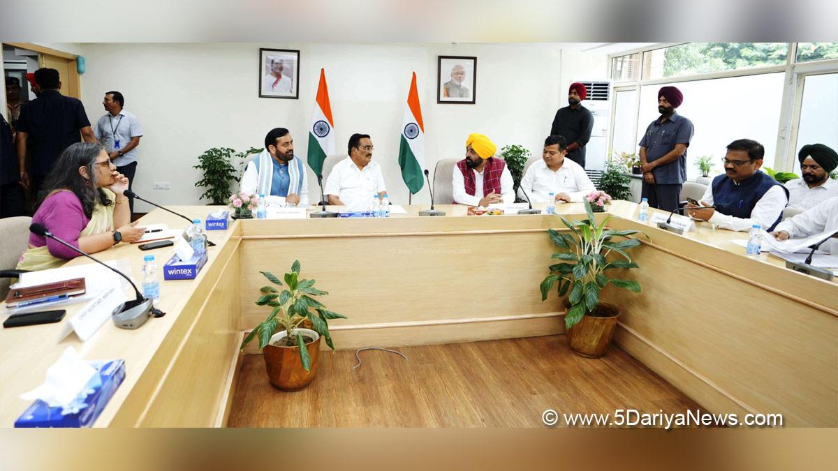 Bhagwant Mann, Bhagwant Singh Mann, AAP, Aam Aadmi Party, Aam Aadmi Party Punjab, AAP Punjab, Government of Punjab, Punjab Government, Punjab, Chief Minister Of Punjab, C R Paatil, Chandrakant Raghunath Paatil, Union Minister for Jal Shakti, BJP, Bharatiya Janata Party, Nayab Singh Saini, Chief Minister of Haryana, BJP Haryana