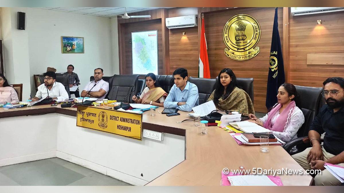 Aashika Jain, DC Hoshiarpur, Deputy Commissioner Hoshiarpur, Hoshiarpur