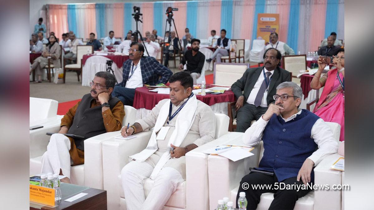 Dharmendra Pradhan, Dharmendra Debendra Pradhan, BJP, Bharatiya Janata Party, Union Minister For Education, Dr Sukanta Majumdar