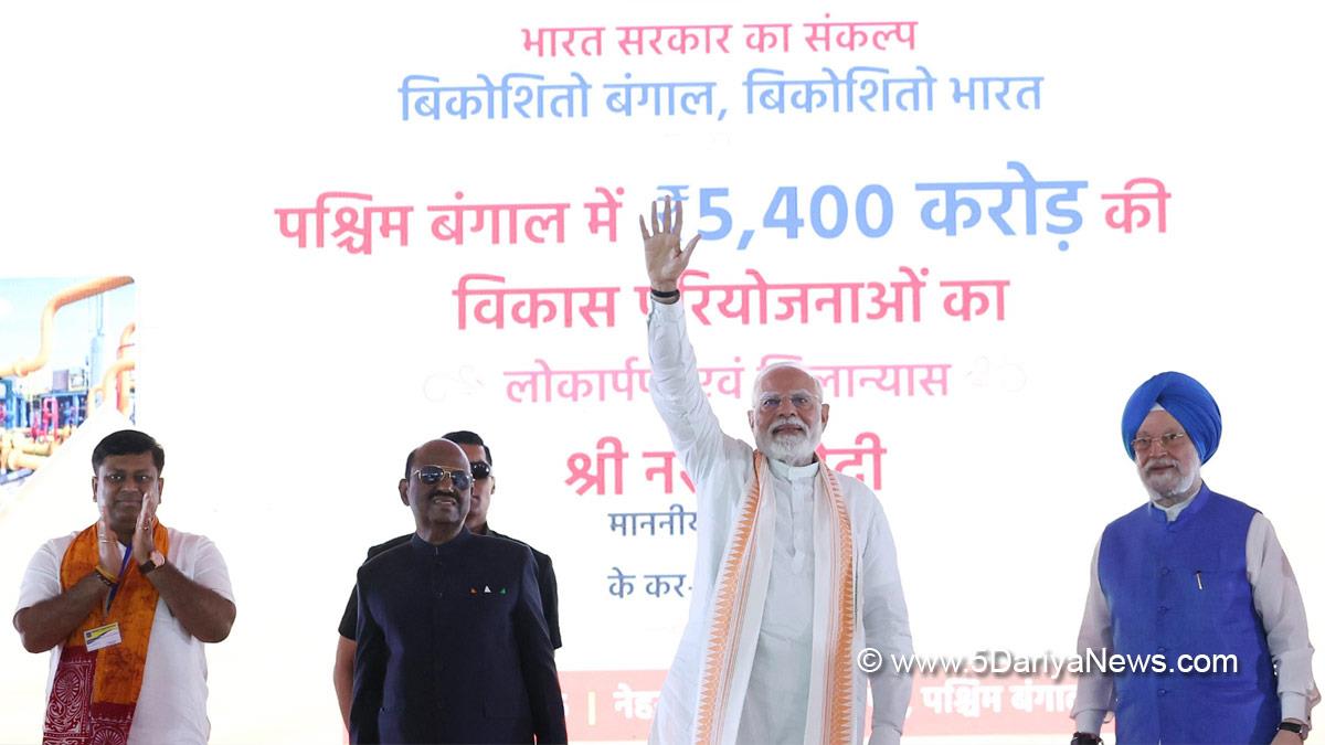 Narendra Modi, Modi, BJP, Bharatiya Janata Party, Prime Minister of India, Prime Minister, Narendra Damodardas Modi, Hardeep Singh Puri, Minister of Petroleum and Natural Gas, Ministry of Petroleum and Natural Gas, Dr Sukanta Majumdar, Durgapur, West Bengal