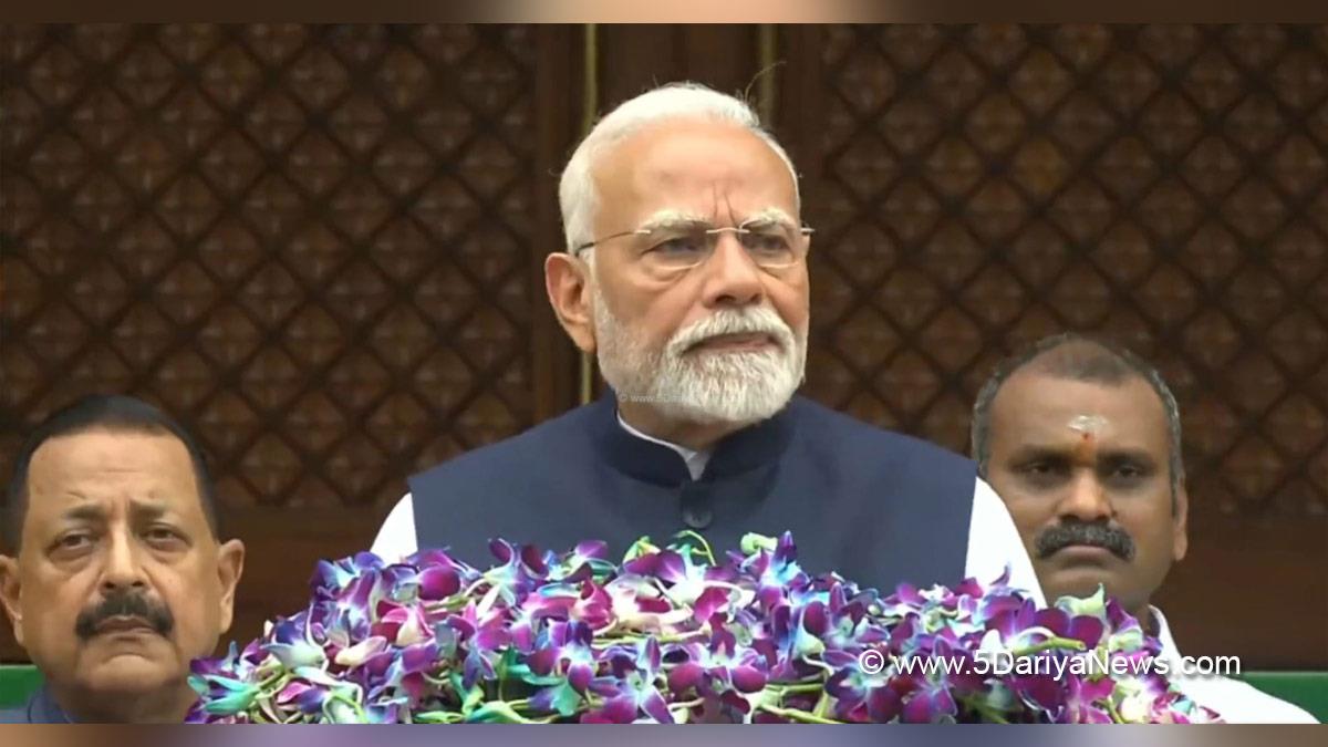 Narendra Modi, Modi, BJP, Bharatiya Janata Party, Prime Minister of India, Prime Minister, Narendra Damodardas Modi, Dr Jitendra Singh, Union Minister of Earth Sciences, Dr Loganathan Murugan, Dr L Murugan
