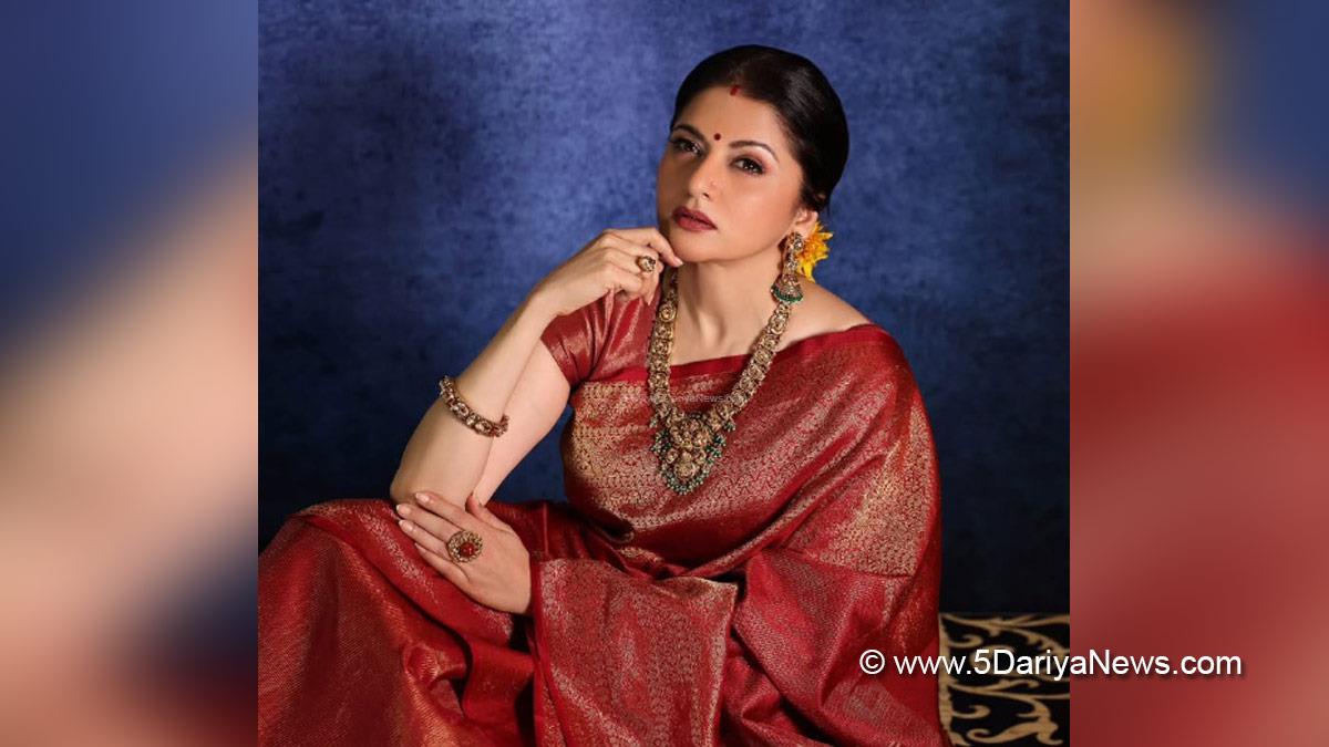 Bollywood, Entertainment, Mumbai, Actress, Cinema, Hindi Films, Movie, Mumbai News, Heroine, Bhagyashree