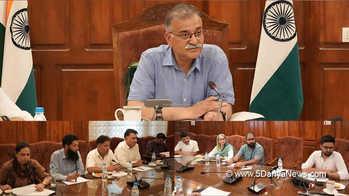 Manzoor Ahmad Qadri, Bandipora, Deputy Commissioner Bandipora, Kashmir, Jammu And Kashmir, Jammu, District Administration Bandipora