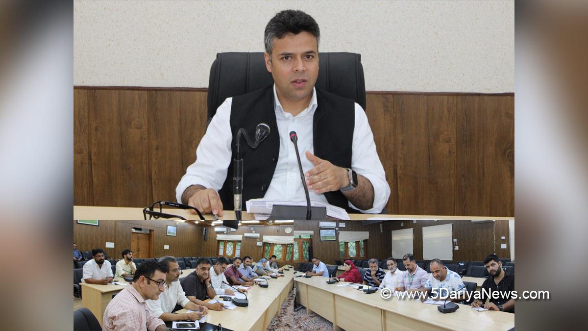 Dr Bilal Mohi Ud Din Bhat, Budgam, Deputy Commissioner Budgam, DC Budgam, Kashmir, Jammu And Kashmir, Jammu, District Administration Budgam, Kashmir Power Distribution Corporation Limited, KPDCL