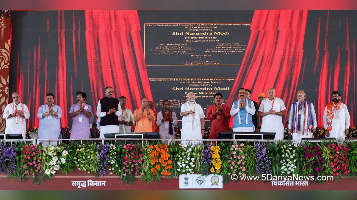 Narendra Modi, Modi, BJP, Bharatiya Janata Party, Prime Minister of India, Prime Minister, Narendra Damodardas Modi, Yogi Adityanath, Chief Minister of Uttar Pradesh, BJP Uttar Pradesh, Varanasi, Uttar Pradesh