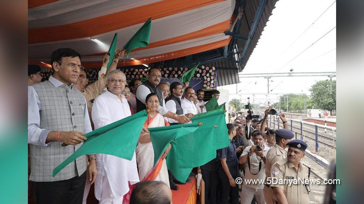 Ashwini Vaishnaw, BJP, Bharatiya Janata Party, Nimuben Bambhaniya, Nimuben Jayantibhai Bambhaniya, Mansukh Mandaviya, Dr Mansukh Mandaviya