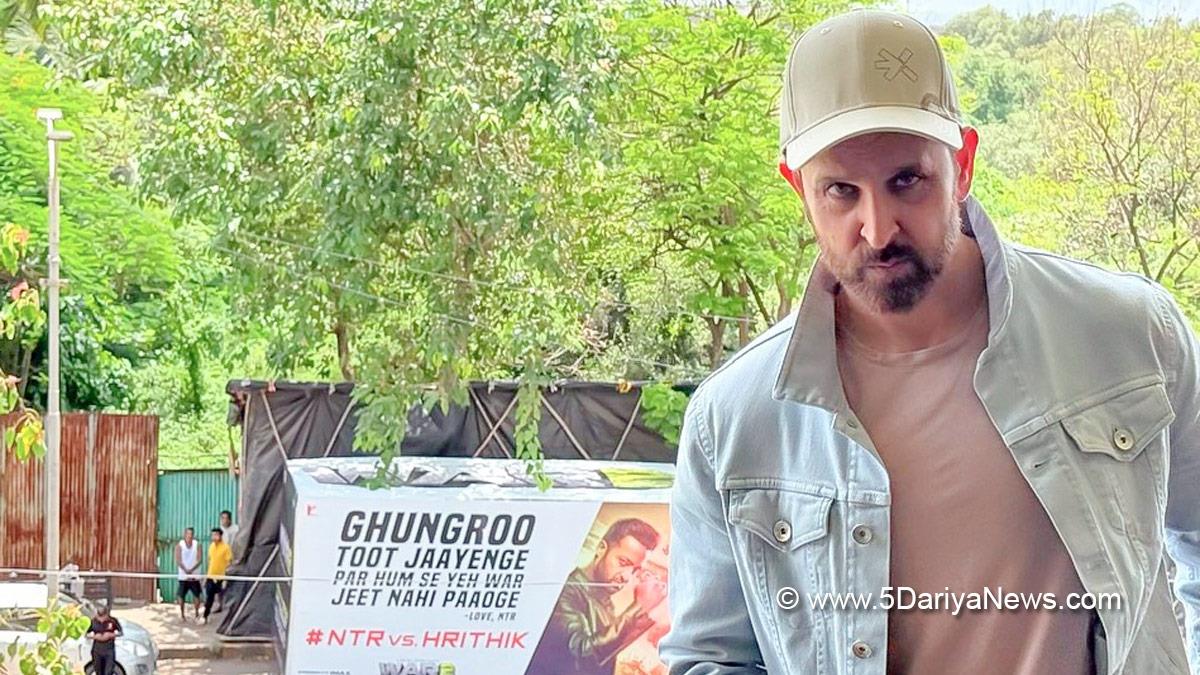Hrithik Roshan, Bollywood, Entertainment, Mumbai, Actor, Cinema, Hindi Films, Movie, Mumbai News