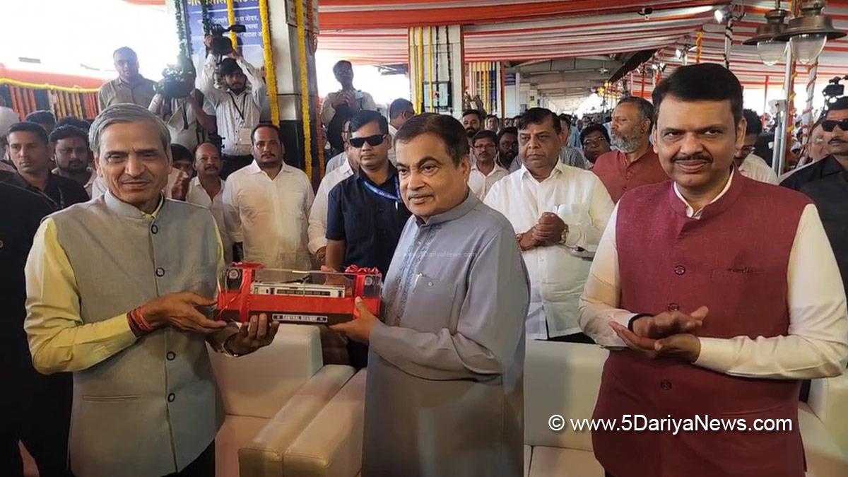 Nitin Gadkari, Nitin Jairam Gadkari, BJP, Bharatiya Janata Party, Union Minister of Road Transport and Highways, Devendra Fadnavis, Maharashtra, Chief Minister of Maharashtra