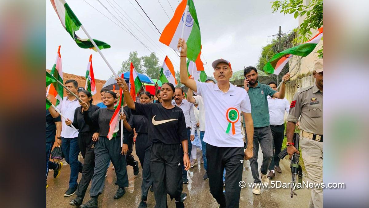 Rajesh Sharma, Rajesh Kumar Sharma, Kathua, DC Kathua, Deputy Commissioner Kathua, Kashmir, Jammu And Kashmir, Jammu, District Administration Kathua, Tiranga Rally, Har Ghar Tiranga 