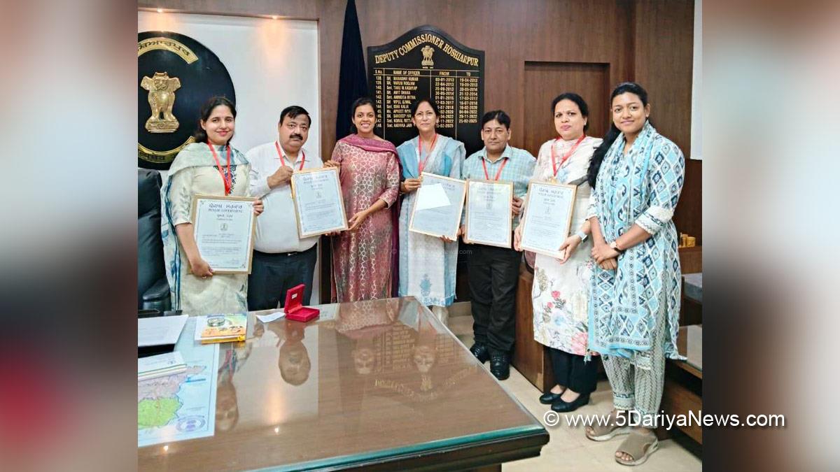 Aashika Jain, DC Hoshiarpur, Deputy Commissioner Hoshiarpur, Hoshiarpur