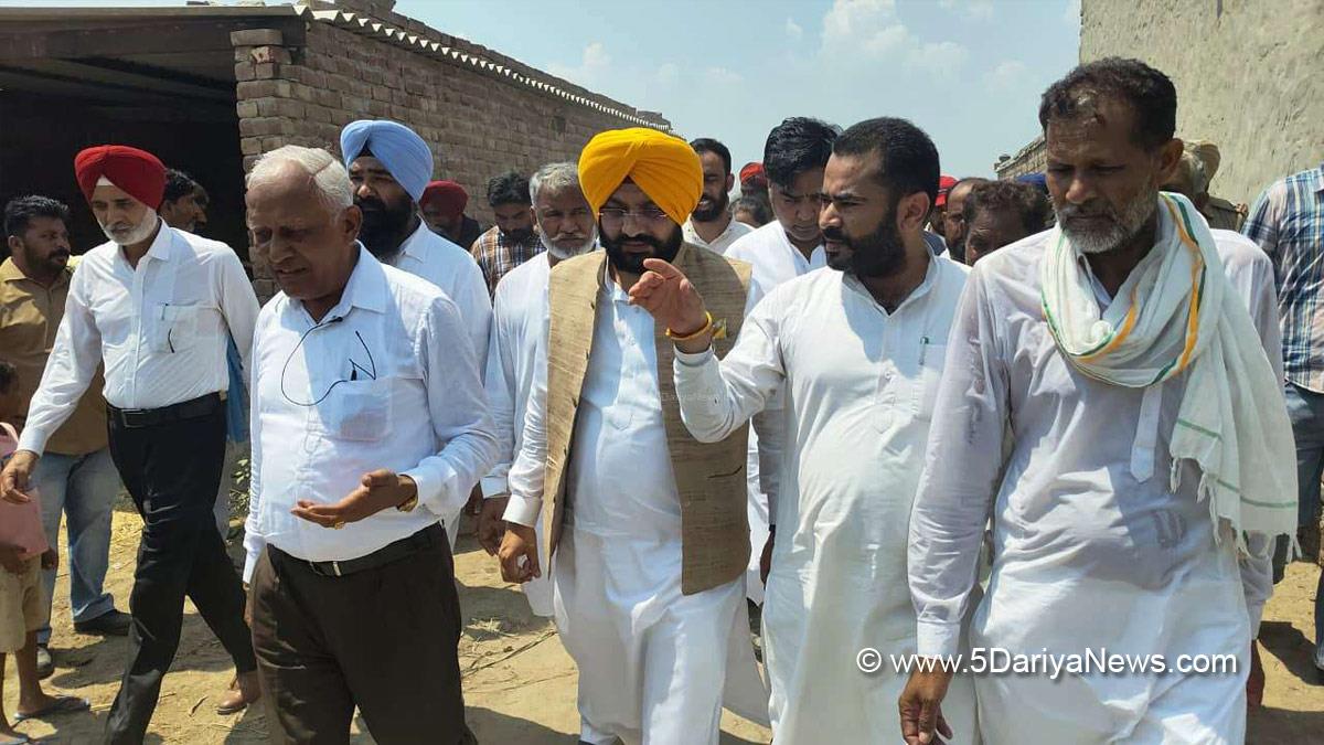 Barinder Kumar Goel, Barinder Kumar Goyal, AAP, Aam Aadmi Party, Aam Aadmi Party Punjab, AAP Punjab, Government of Punjab, Punjab Government, Tarunpreet Singh Sond, Narinder Pal Singh Sawna, Amandeep Singh Goldy Musafir, Amarpreet Kaur Sandhu, DC Fazilka, Fazilka, Deputy Commissioner Fazilka