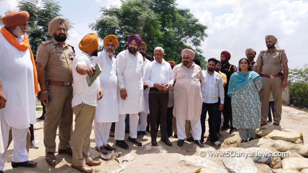 Barinder Kumar Goel, Barinder Kumar Goyal, AAP, Aam Aadmi Party, Aam Aadmi Party Punjab, AAP Punjab, Government of Punjab, Punjab Government, Fauja Singh Sarari, Ranbir Singh Bhullar, Rajneesh Kumar Dahiya, Deepshikha Sharma, DC Ferozepur, Deputy Commissioner Ferozepur, Ferozepur