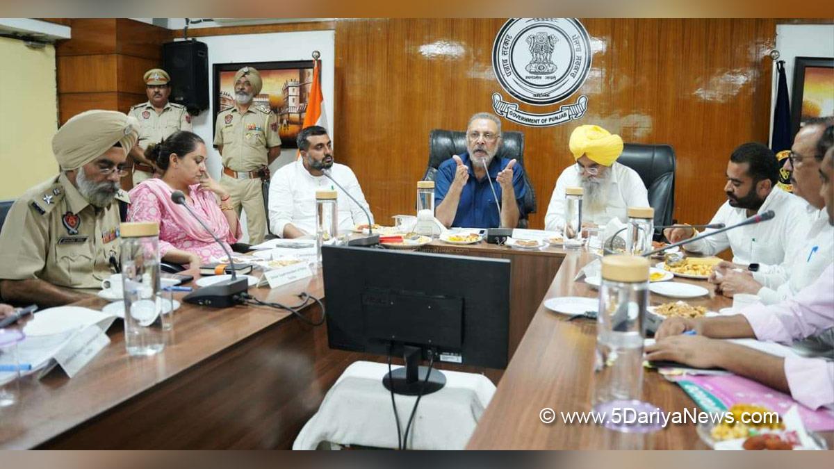 Dr Balbir Singh, AAP, Aam Aadmi Party, Aam Aadmi Party Punjab, AAP Punjab, Government of Punjab, Punjab Government, Gurmeet Singh Khudian, Jagdeep Kamboj Goldy, Narinder Pal Singh Sawna, Amarpreet Kaur Sandhu, DC Fazilka, Fazilka, Deputy Commissioner Fazilka