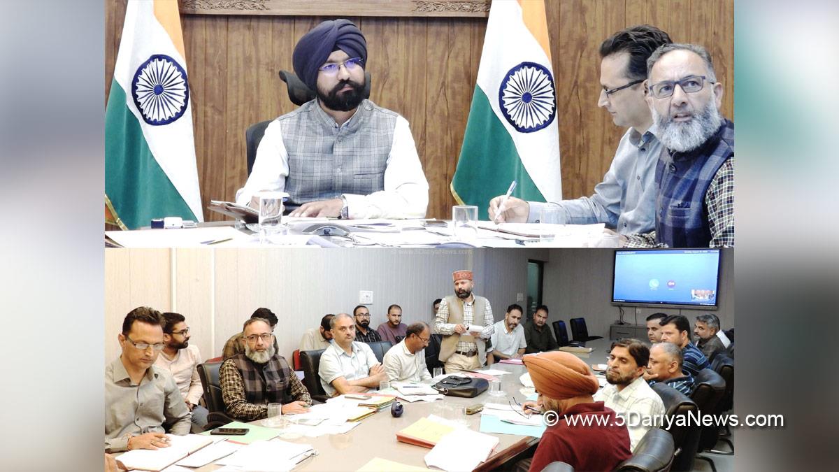 Harvinder Singh, Doda, Deputy Commissioner Doda, Kashmir, Jammu And Kashmir, Jammu, District Administration Doda, Holistic Agriculture Development Programme, HADP, Kisan Khidmat Ghar, KKG