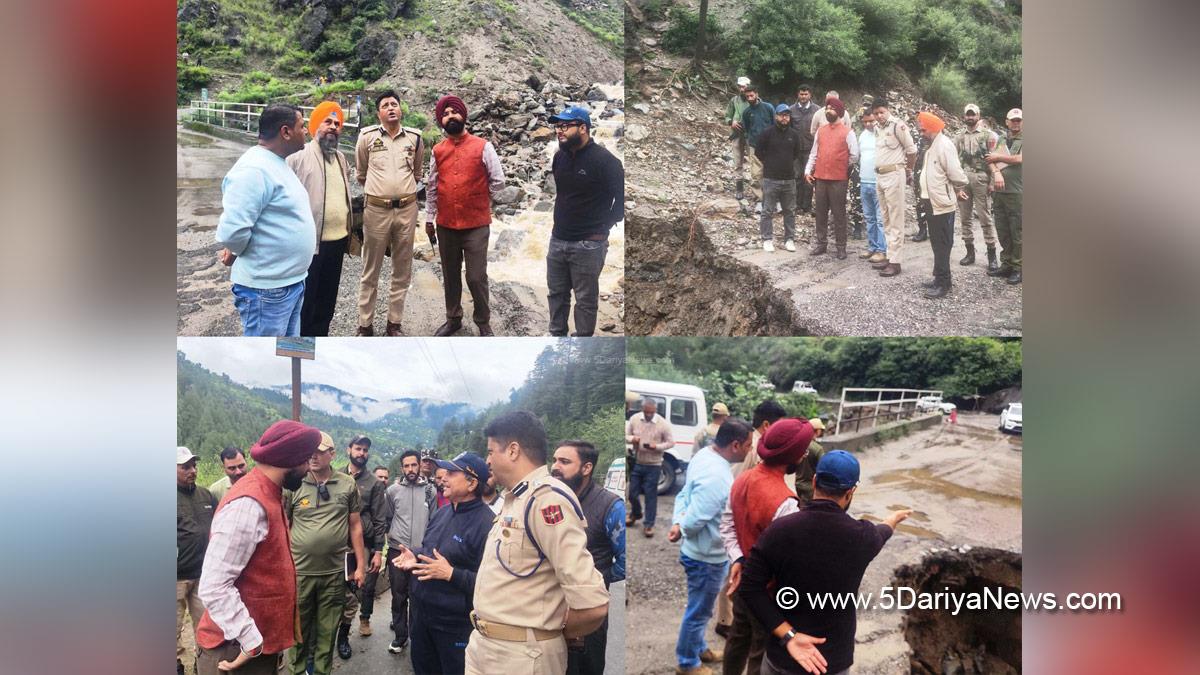 Harvinder Singh, Doda, Deputy Commissioner Doda, Kashmir, Jammu And Kashmir, Jammu, District Administration Doda, Sandeep Kumar