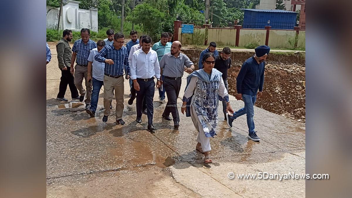 Dr Devansh Yadav, Jammu Municipal Corporation, Jammu, Kashmir, Jammu And Kashmir, Jammu Smart City Ltd, Mandeep Kaur