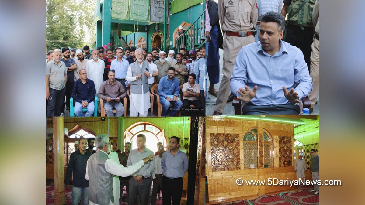 Dr Bilal Mohi Ud Din Bhat, Budgam, Deputy Commissioner Budgam, DC Budgam, Kashmir, Jammu And Kashmir, Jammu, District Administration Budgam, Ziyarat Sharif Peth Makhama