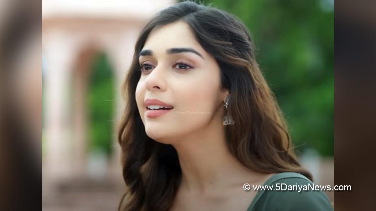 Web Series, Entertainment, Mumbai, Actress, Actor, Mumbai News, Eisha Singh, Samarth Jurel, Dooriyan, Dooriyan Promo