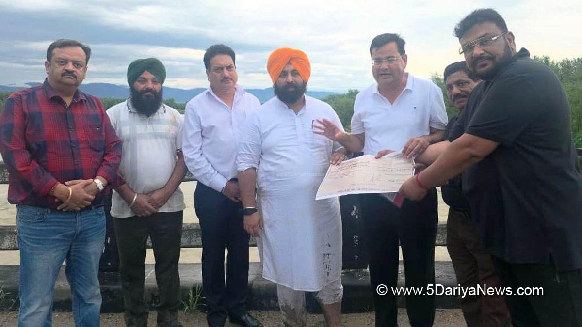 Aryans Group of Colleges , Aryan College, Rajpura, Aryans Group of Colleges Rajpura, Dr Parveen Kataria, Dr Anshu Kataria, Harjot Singh Bains, AAP, Aam Aadmi Party, Aam Aadmi Party Punjab, AAP Punjab, Government of Punjab, Punjab Government, Punjab Unaided Colleges Association, PUCA, CM Flood Relief Fund