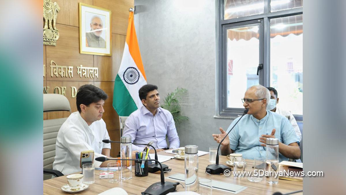 Jyotiraditya Scindia, Jyotiraditya Madhavrao Scindia, BJP, Bharatiya Janata Party, Dr Chandra Shekhar Pemmasani, Dr Pemmasani Chandra Sekhar, Chandra S Pemmasani, Bharat Sanchar Nigam Limited, BSNL, Telecommunications Consultants India Limited, TCIL