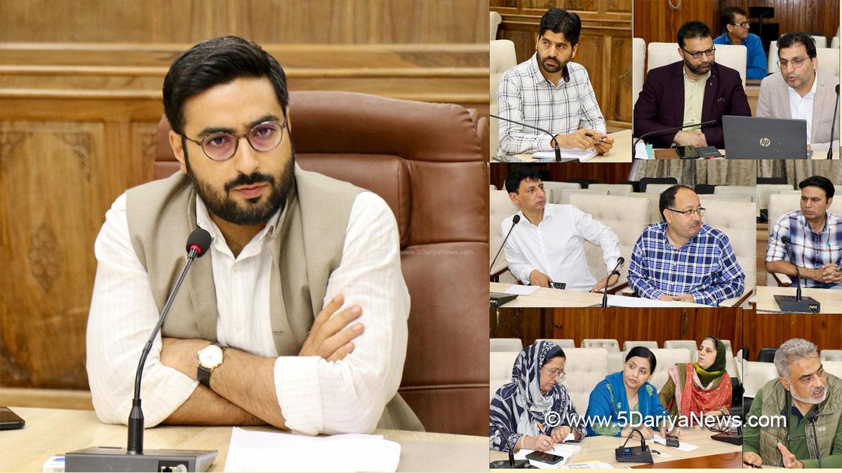 Akshay Labroo, Srinagar, Deputy Commissioner Srinagar, Kashmir, Jammu And Kashmir, District Administration Srinagar, TB Mukt Bharat Abhiyan