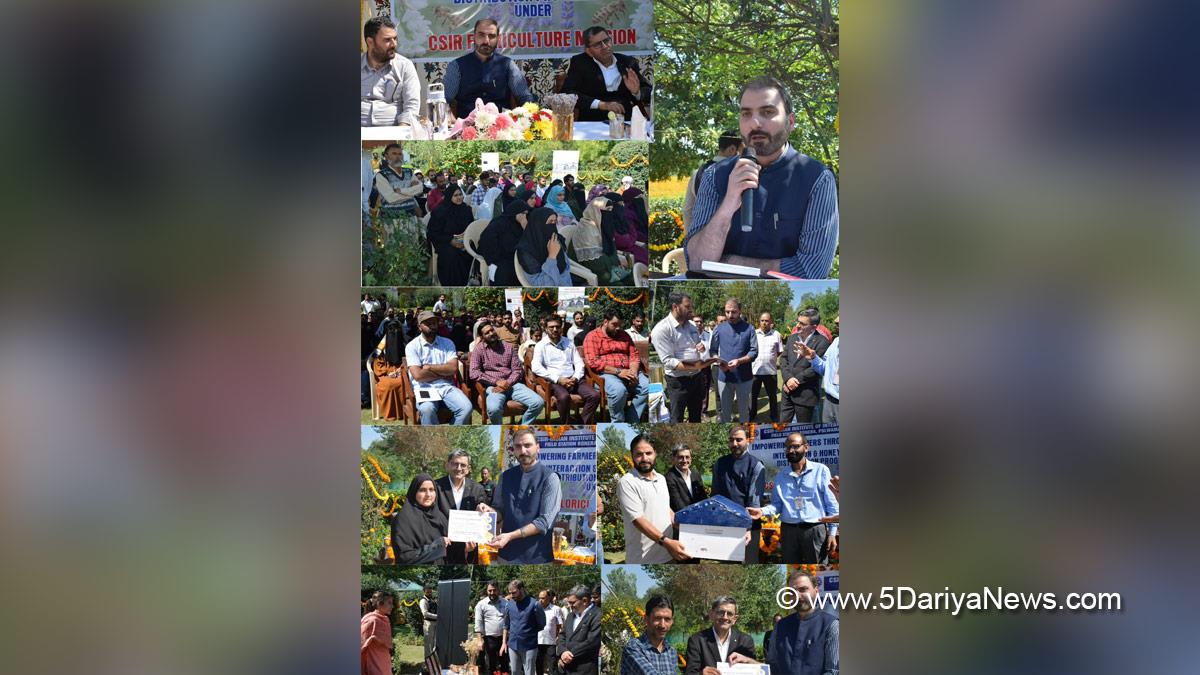 Dr Basharat Qayoom, Pulwama, Deputy Commissioner Pulwama, Kashmir, Jammu And Kashmir, Jammu, District Administration Pulwama, CSIR Floriculture Mission