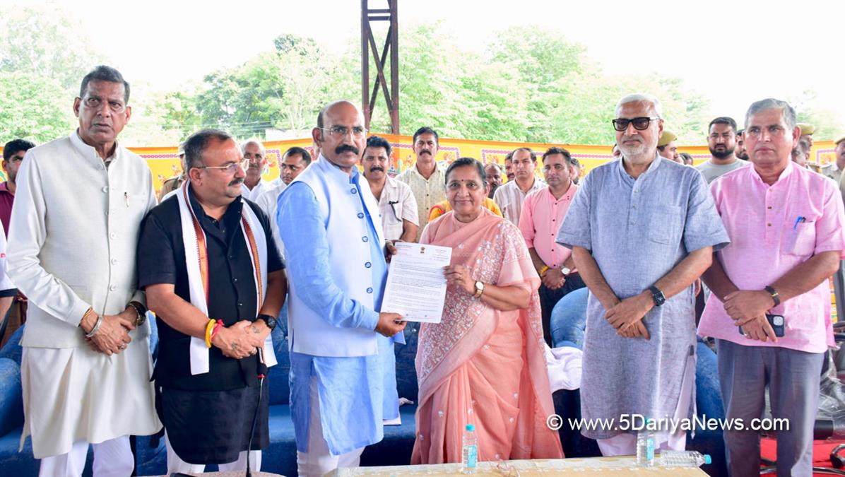 Nimuben Jayantibhai Bambhaniya, Bharatiya Janata Party, BJP, Sham Lal Sharma, Vikram Randhawa, Mohan Lal Bhagat