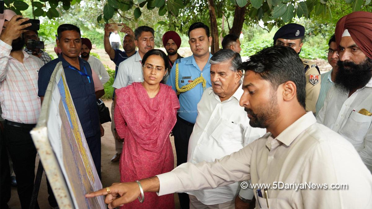 Gulab Chand Kataria, Governor of Punjab, Punjab Governor, Punjab Raj Bhavan, Preeti Yadav, Dr Preeti Yadav, DC Patiala, Deputy Commissioner Patiala, Patiala