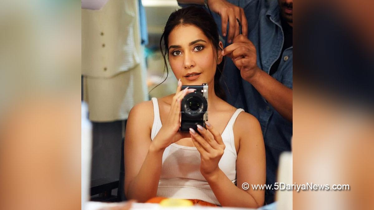 Raashii Khanna, Raashi Khanna, Bollywood, Entertainment, Mumbai, Actress, Cinema, Hindi Films, Movie, Mumbai News, Heroine