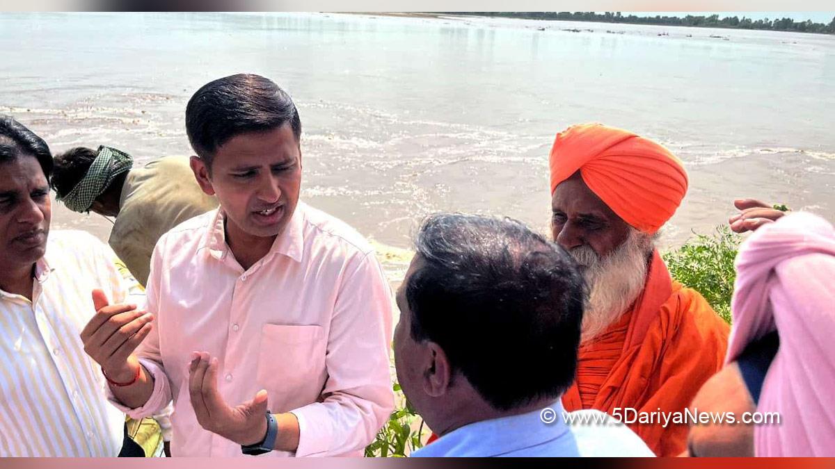 Himanshu Aggarwal, Dr Himanshu Aggarwal, DC Jalandhar, Jalandhar, Deputy Commissioner Jalandhar, Sant Balbir Singh Seechewal, AAP, Aam Aadmi Party, Aam Aadmi Party Punjab, AAP Punjab 