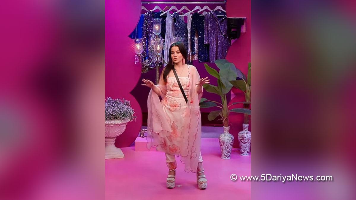 Bigg Boss, TV, Television, Entertainment, Mumbai, Actor, Actress, Mumbai News, Bigg Boss 19, 19th season of Bigg Boss, Urfi Javed