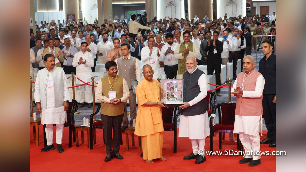 Narendra Modi, Modi, BJP, Bharatiya Janata Party, Prime Minister of India, Prime Minister, Narendra Damodardas Modi, Yogi Adityanath, Chief Minister of Uttar Pradesh, Uttar Pradesh International Trade Show 2025