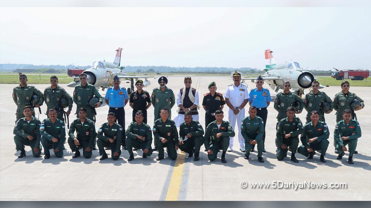 Rajnath Singh, Union Defence Minister, Defence Minister of India, BJP, Bharatiya Janata Party, Military, Indian Army, Indian Air Force, MiG 21, Advanced Medium Combat Aircraft, AMCA