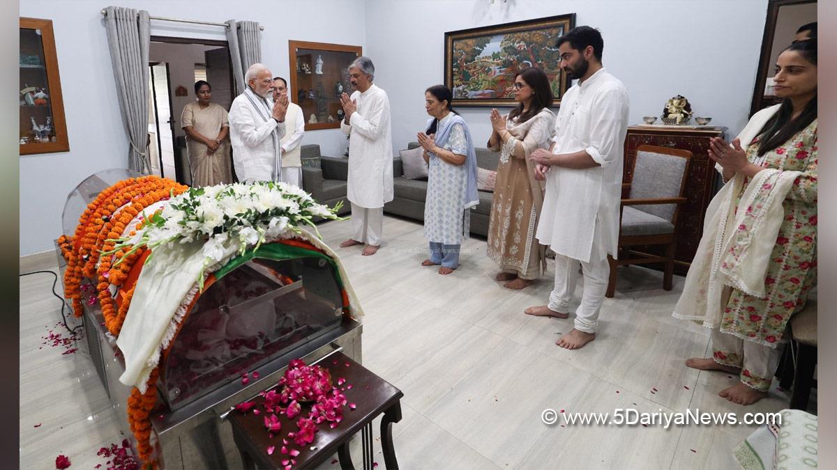 Narendra Modi, Modi, BJP, Bharatiya Janata Party, Prime Minister of India, Prime Minister, Narendra Damodardas Modi, Rekha Gupta, Jagat Prakash Nadda, JP Nadda, Vijay Kumar Malhotra, VK Malhotra