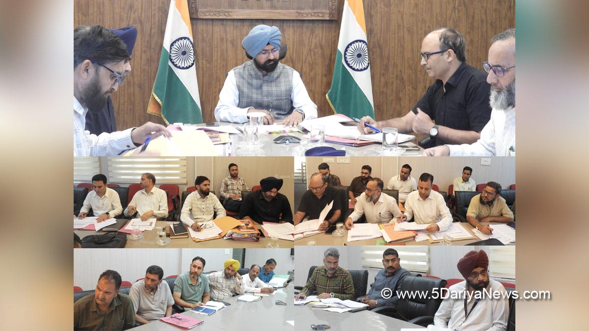 Harvinder Singh, Doda, Deputy Commissioner Doda, Kashmir, Jammu And Kashmir, Jammu, District Administration Doda, Holistic Agriculture Development Programme, HADP