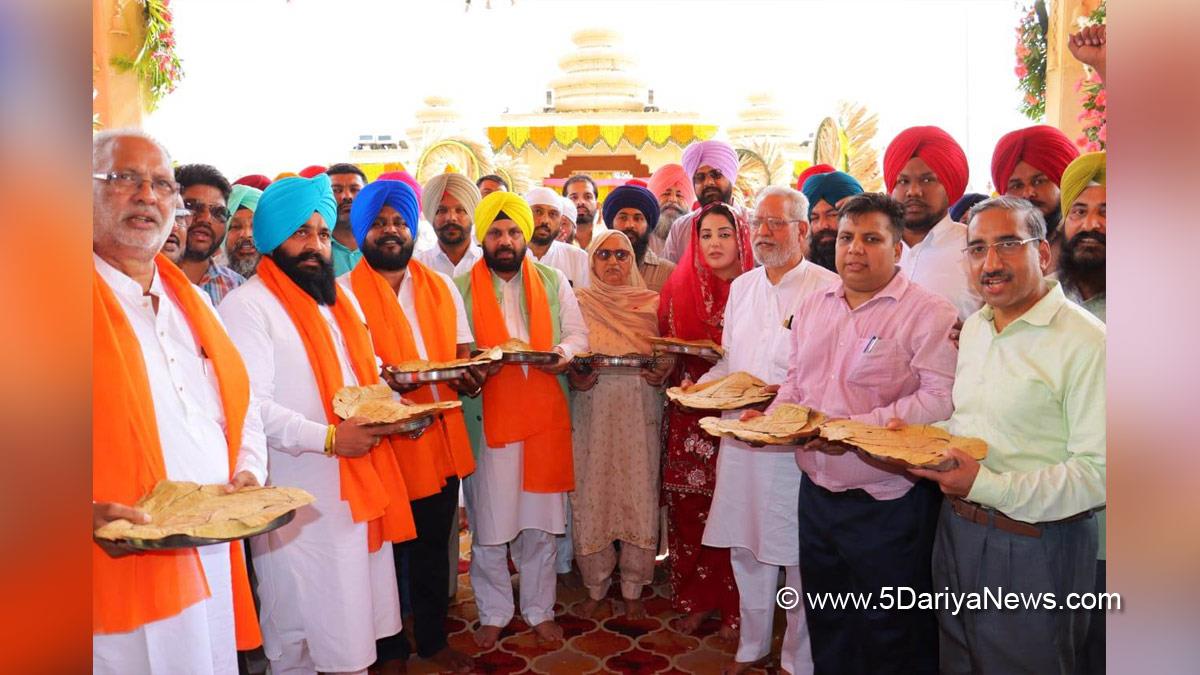 Harbhajan Singh ETO, AAP, Aam Aadmi Party, Aam Aadmi Party Punjab, AAP Punjab, Government of Punjab, Punjab Government, Dr Jasbir Singh Sandhu, Dalbir Singh Tong, Sakshi Sawhney, DC Amritsar, Amritsar, Deputy Commissioner Amritsar