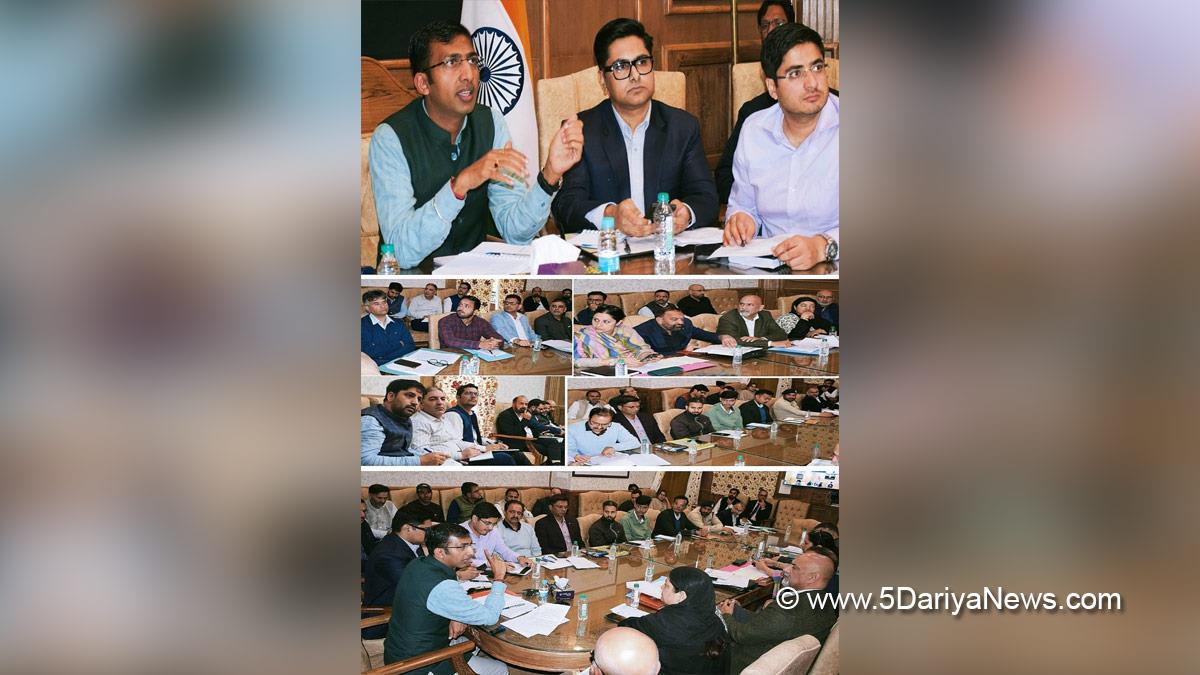Anshul Garg, Divisional Commissioner Kashmir, Srinagar, Jammu, Kashmir, Jammu And Kashmir, District Administration Srinagar, Faz Lul Haseeb, Dr Owais Ahmad, Dr Owais Ahmed