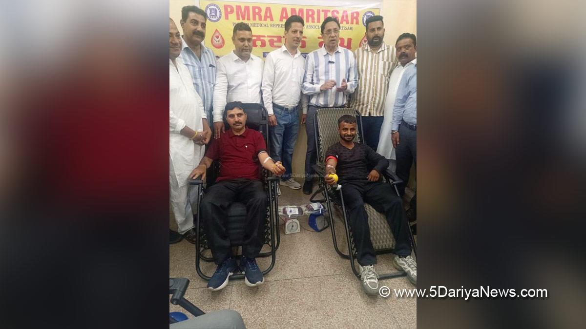 Dr Ajay Gupta, Amritsar, AAP, Aam Aadmi Party, Aam Aadmi Party Punjab, AAP Punjab, Blood Donation Camp