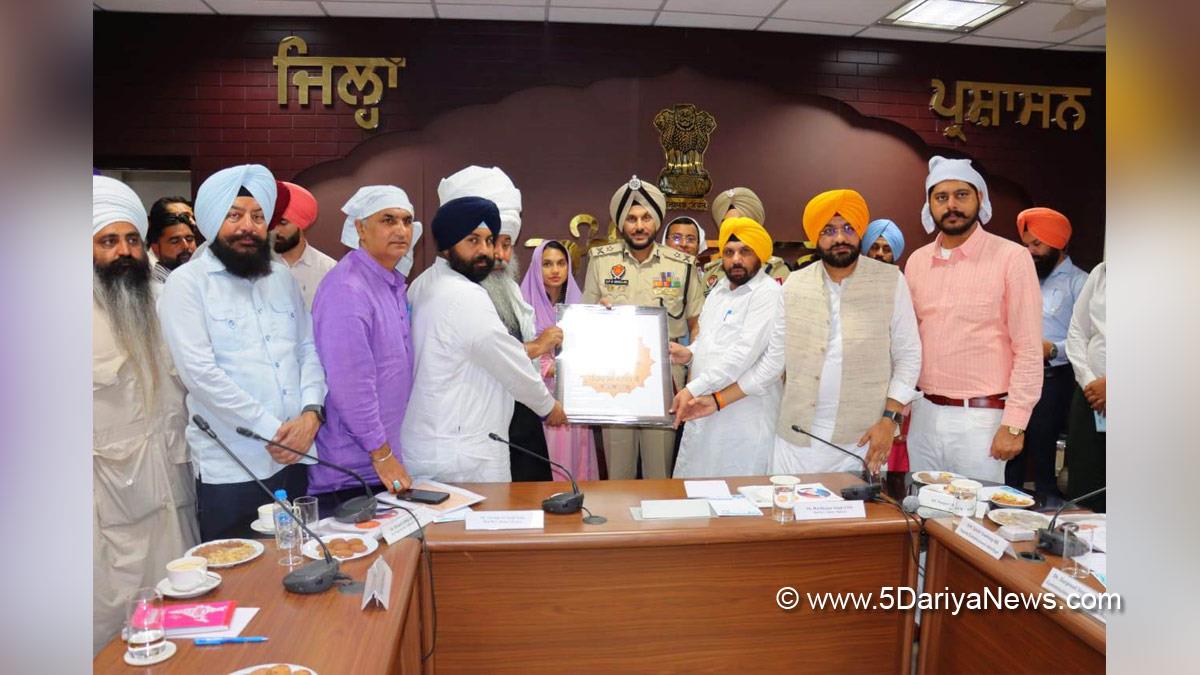 Harjot Singh Bains, AAP, Aam Aadmi Party, Aam Aadmi Party Punjab, AAP Punjab, Government of Punjab, Punjab Government, Harbhajan Singh ETO, Tarunpreet Singh Sond, Shery Kalsi, Sakshi Sawhney, DC Amritsar, Amritsar, Deputy Commissioner Amritsar