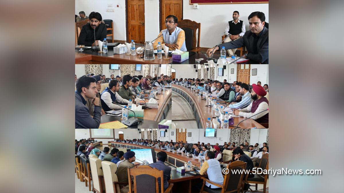 Anshul Garg, Divisional Commissioner Kashmir, Srinagar, Jammu, Kashmir, Jammu And Kashmir, District Administration Srinagar, Syeed Fakhrudin Hamid, Anantnag, DC Anantnag, Deputy Commissioner Anantnag, S F Hamid